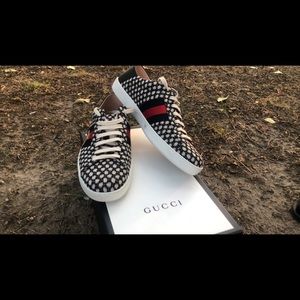 gucci water shoes
